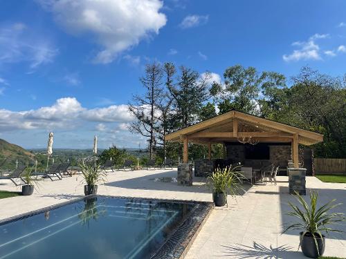 Forest View Retreat