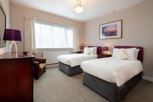 Twin room 1