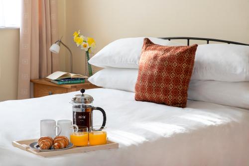 King size bed