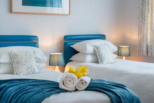 Twin room 1