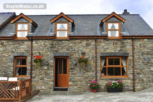 Tangaer Cottage