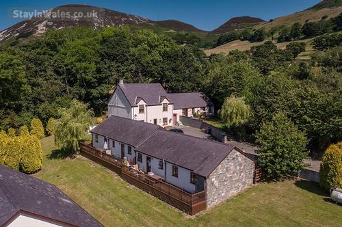 Graiglwyd Holiday Cottages