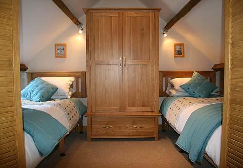 Eirlys - the twin bedroom