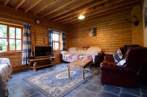 Inside Hereford Lodge