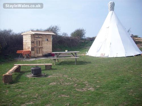 Tipi and kitchen