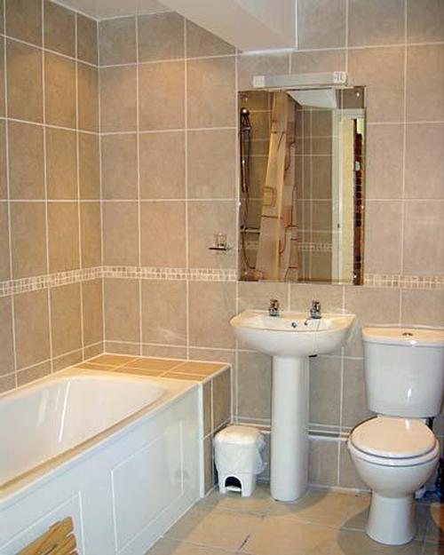 Clover Cottage - bathroom