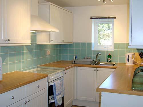 Cornflower Cottage - kitchen