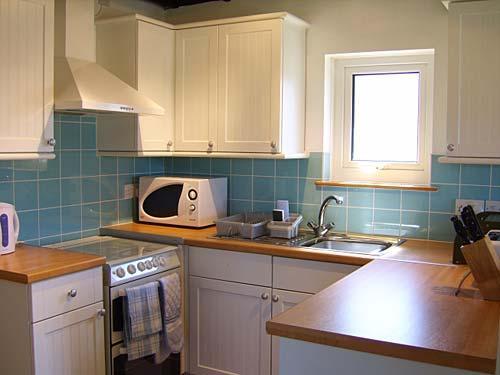 Cowslip Cottage - kitchen