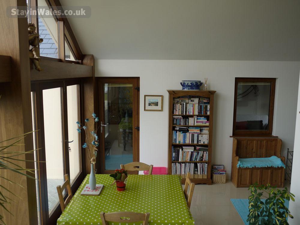 Kidwelly Cottage For Two With Sea Views Hen Beudy