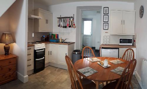 The kitchen and dining area