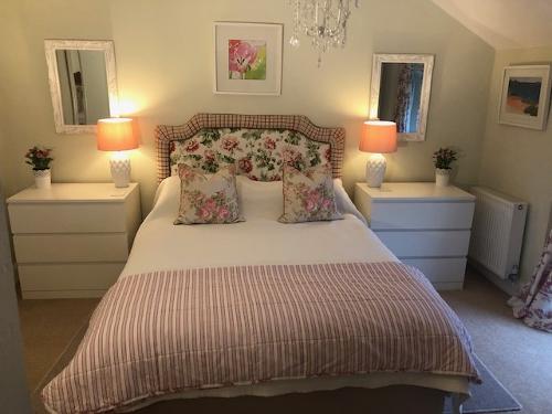 Master Bedroom - perfect country soft furnishings
