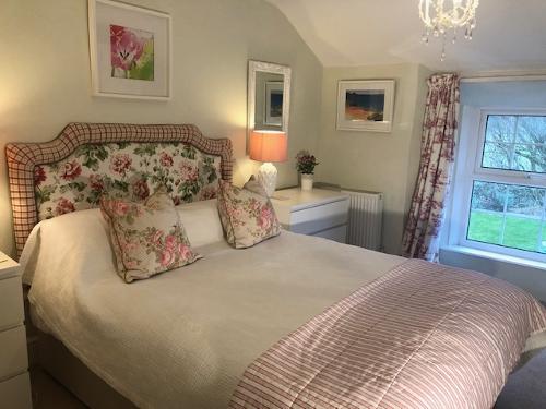 Master Bedroom - views of Snowdonia and garden