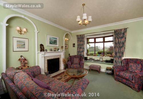 guest sitting room