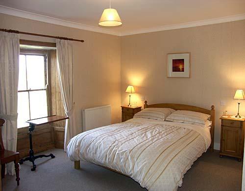 self catering and bed and breakfast carm