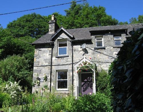 Betws-y-Coed cottage