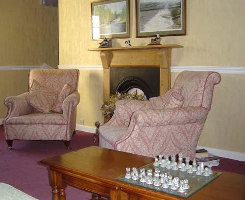 guest lounge