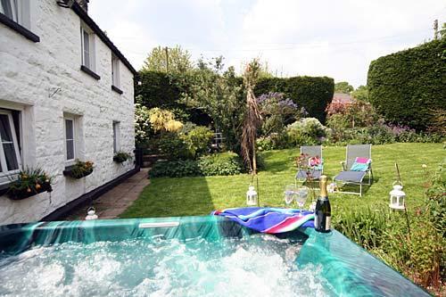 Garden and hot tub