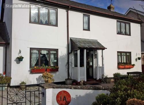 sheilas b&b at usk
