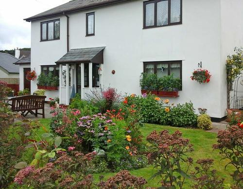 house and garden