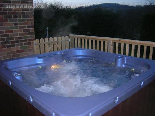 admire the stars from the luxury tub.