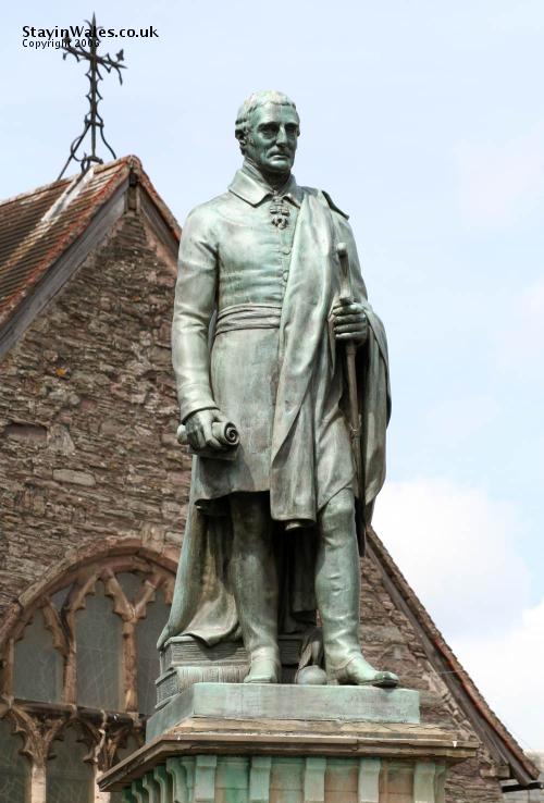 Wellington statue Brecon