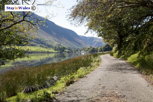 Tal-y-Llyn lake