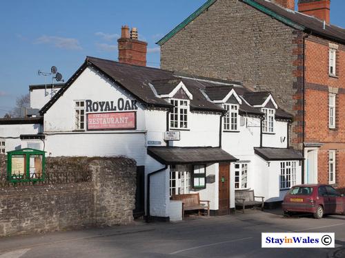 Ryal Oak Pub in Presteigne