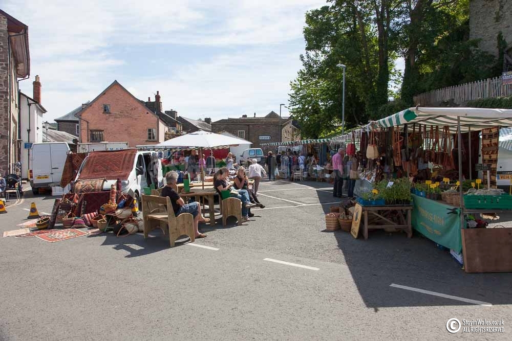 Thursday Market in Hay